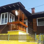 Am Traumpfad بيت للعطل Hatzenport