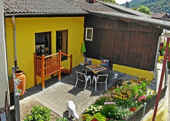 Am Traumpfad 펜션 Hatzenport